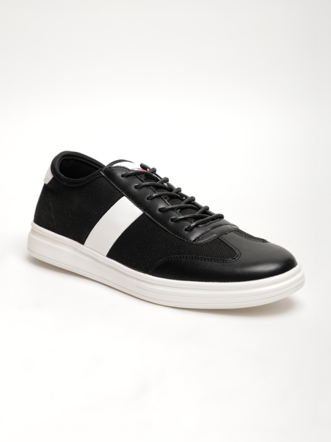 

LOCOMOTIVE Men Black & White Colourblocked Sneakers