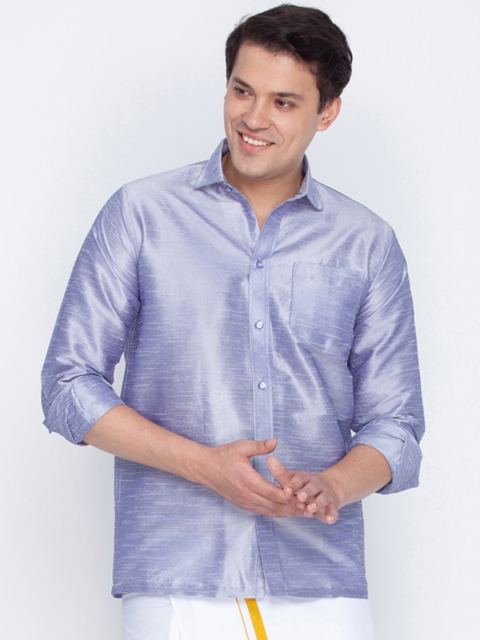 

VASTRAMAY Men Blue Standard Regular Fit Solid Casual Shirt