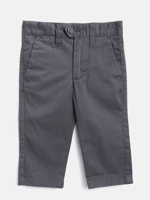 

United Colors of Benetton Boys Grey Regular Fit Solid Chinos