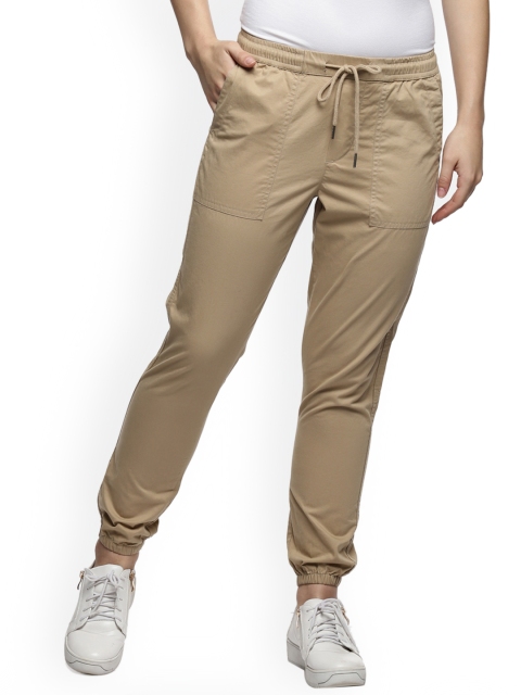 

Honey by Pantaloons Women Beige Regular Fit Solid Regular Trousers
