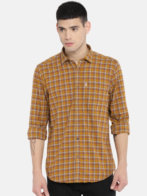 

Blackberrys Men Brown Slim Fit Checked Casual Shirt