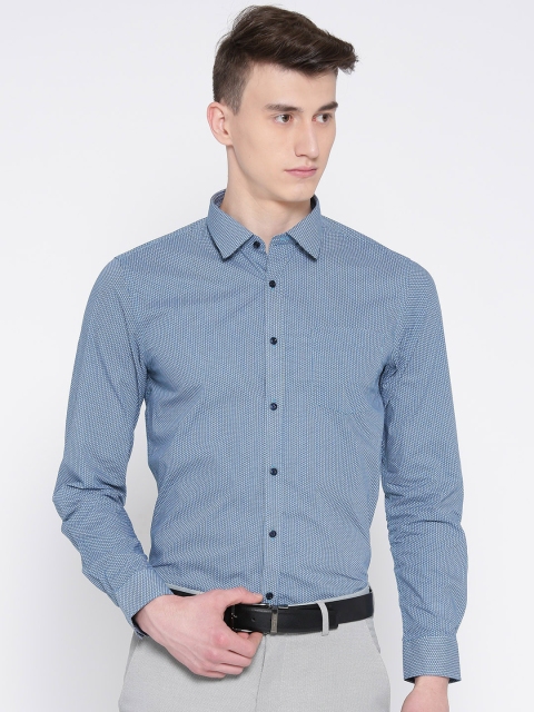 

Blackberrys Men Blue & White Slim Fit Printed Formal Shirt