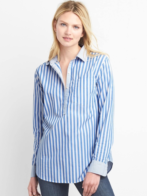 

GAP Women Blue & White Poplin Stripe Shirt