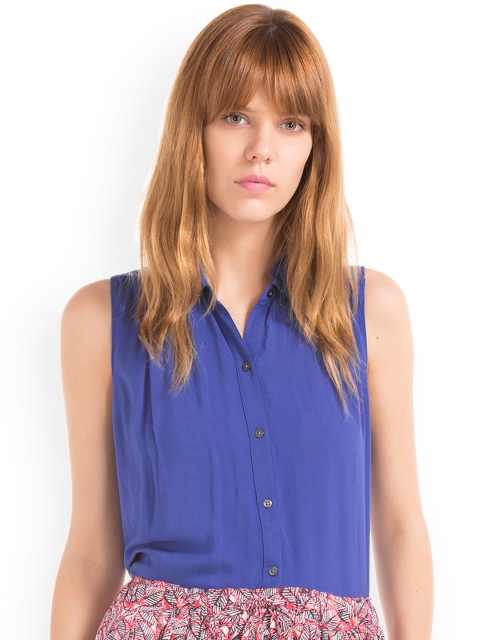 

GAP Women Blue Sleeveless Shirred Shirt