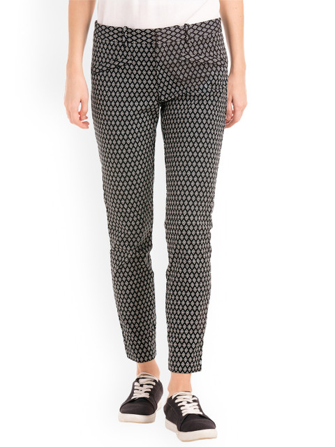 

GAP Women White & Black Printed Bi-Stretch Skinny Ankle Trousers