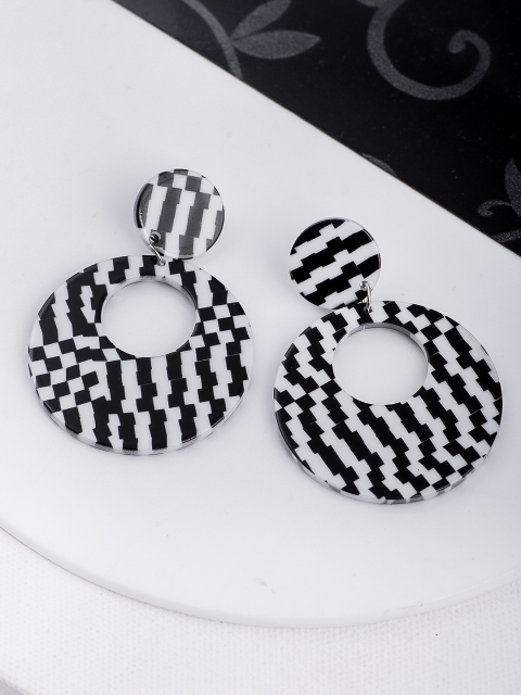 

justpeachy Black & White Geometric Drop Earrings