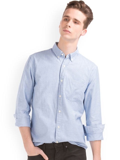 

GAP Men Blue Oxford Standard Fit Shirt