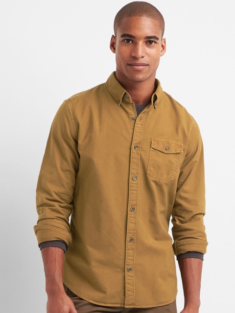 

GAP Men Brown Oxford Garment-Dye Standard Fit Shirt