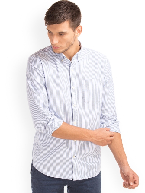 

GAP Men Blue Oxford Bengal Stripe Standard Fit Shirt