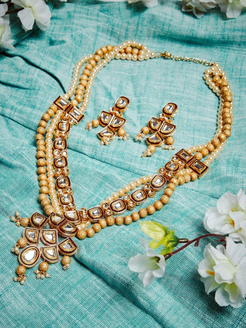 

PANASH Gold-Plated Kundan & Pearl Studded Handcrafted Jewellery Set