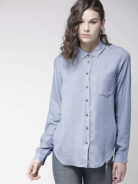 

FOREVER 21 Women Blue Contemporary Regular Fit Solid Chambray Casual Shirt