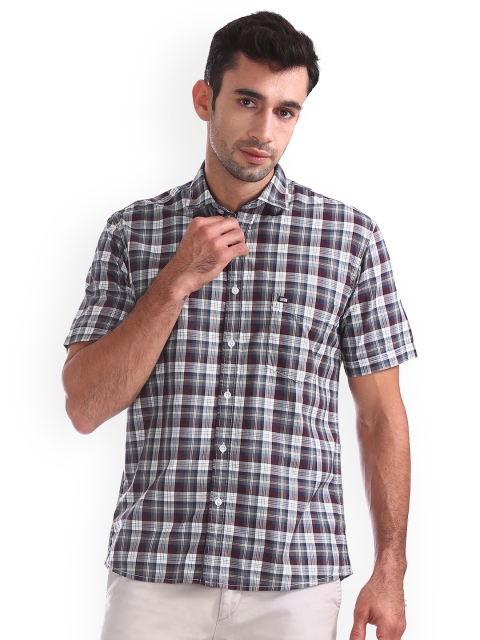 

Arrow Men Multicoloured Regular Fit Checked Casual Shirt, Multi