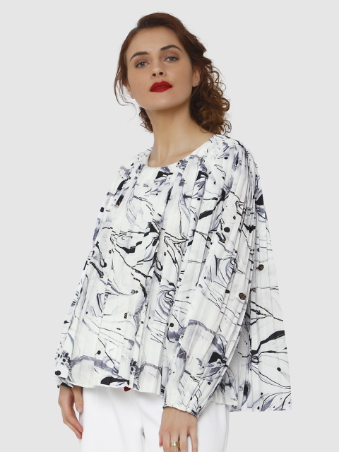 

Vero Moda Women White & Black Abstract Printed Accordion Pleated Top