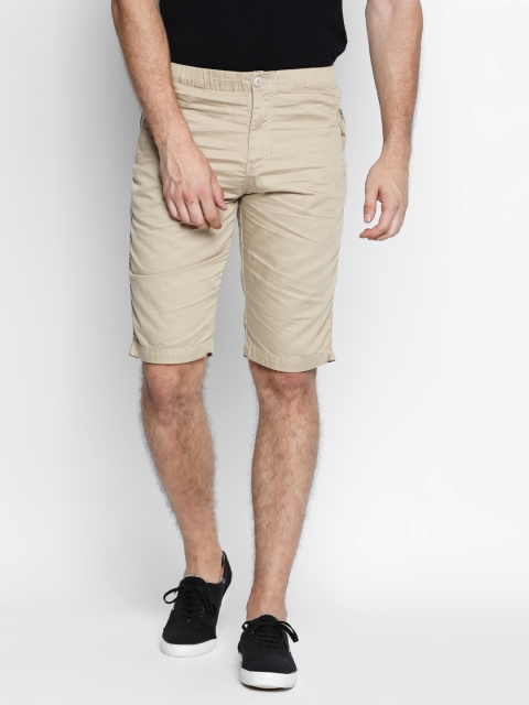 

AVOQ Men Cream-Coloured Solid Regular Fit Regular Shorts