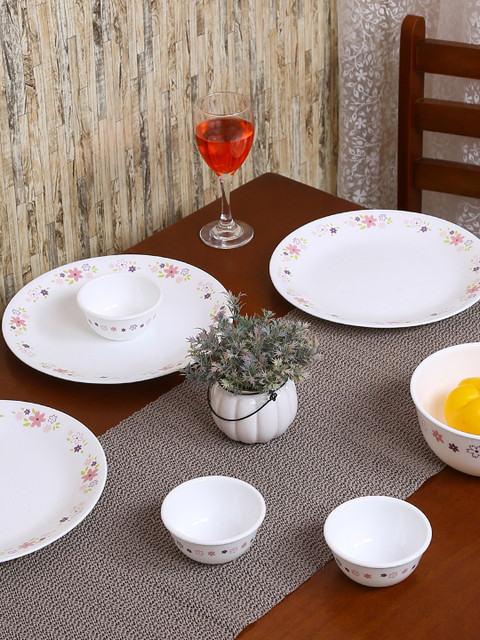 

Corelle White Set Of 9 Printed Dinner Set