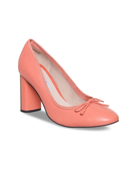 

Clarks Women Coral Solid Pumps