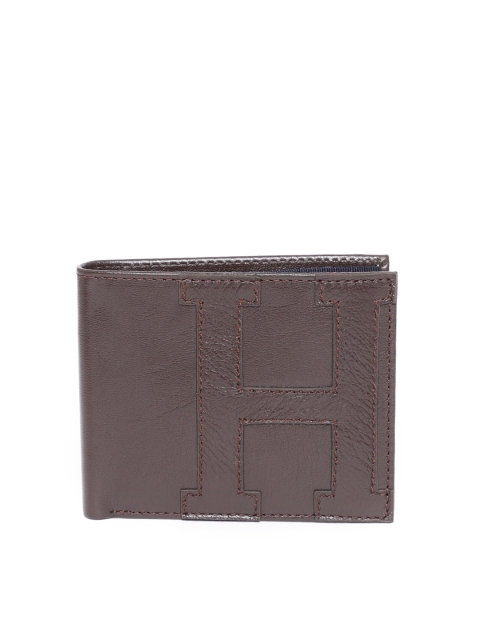 

Tommy Hilfiger Men Coffee Brown Leather Applique Two Fold Wallet