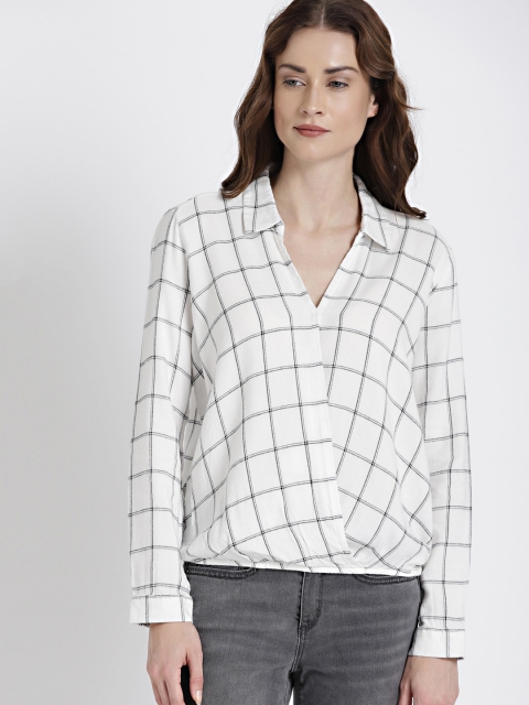 

GAP Women White Wrap-Front Top