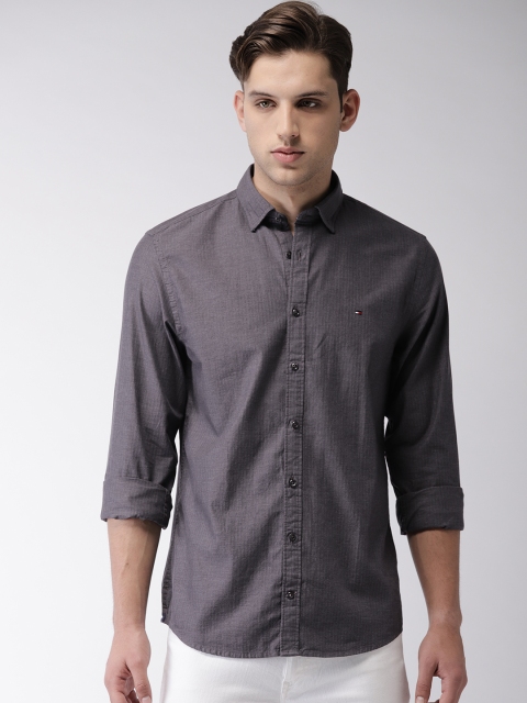 

Tommy Hilfiger Men Charcoal Grey Regular Fit Solid Casual Shirt
