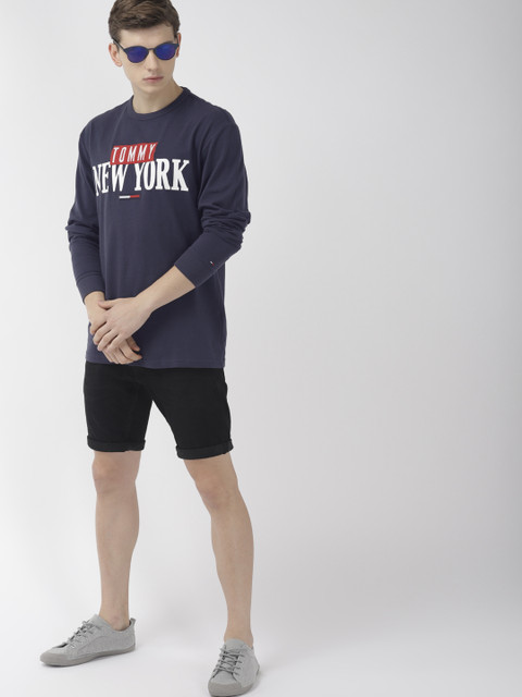 

Tommy Hilfiger Men Navy Blue Printed Round Neck T-shirt