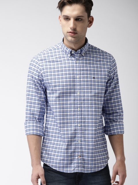 

Tommy Hilfiger Men White & Blue Regular Fit Checked Casual Shirt