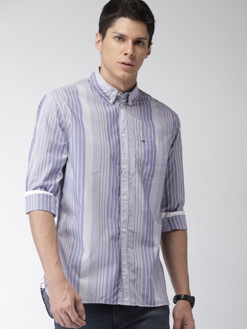 

Tommy Hilfiger Men Blue Regular Fit Striped Casual Shirt
