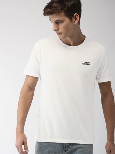 

Tommy Hilfiger Men White Solid Round Neck T-shirt
