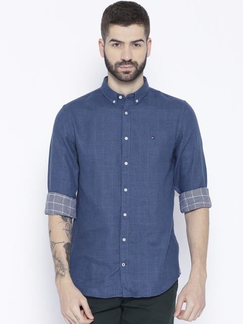 

Tommy Hilfiger Men Navy Blue Regular Fit Solid Casual Shirt