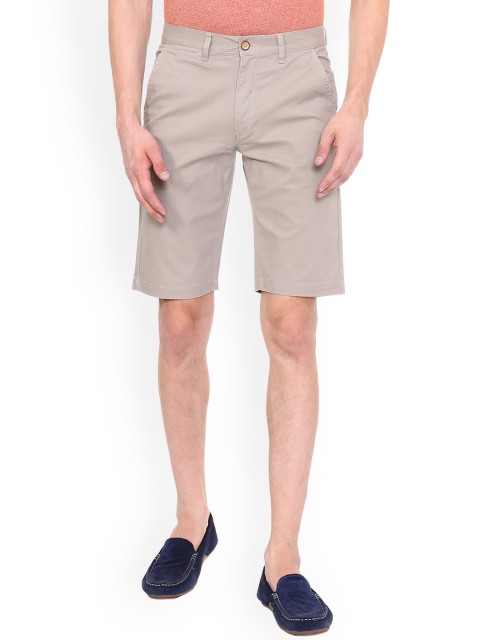 

Peter England Casuals Men Beige Solid Slim Fit Regular Shorts