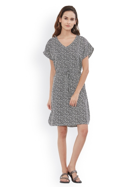 

The Beach Company Women Black Abstract Print Belted Beach Dress