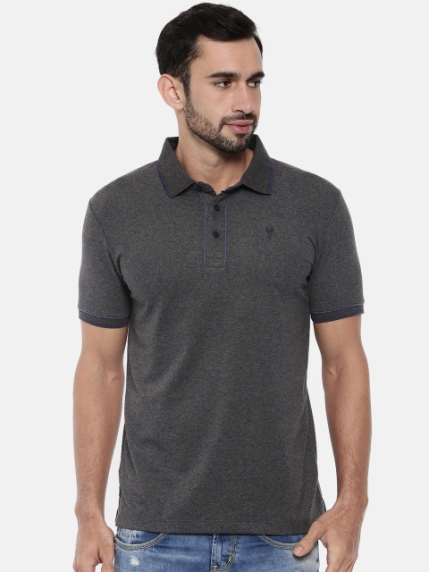 

Classic Polo Men Grey Solid Polo Collar T-shirt