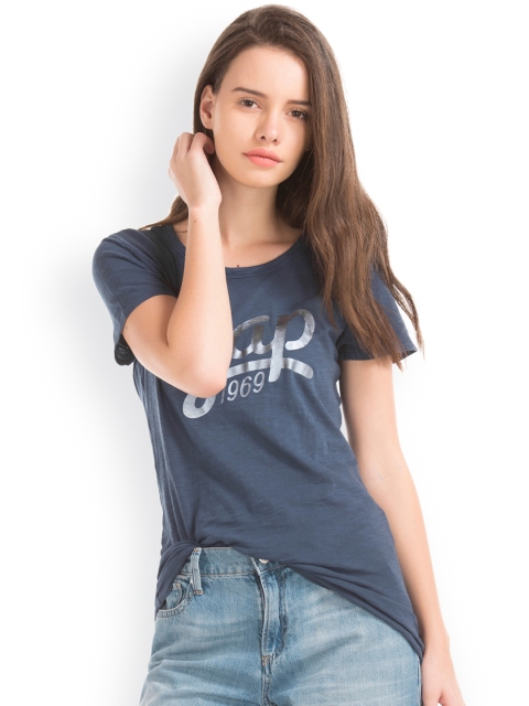 

GAP Women Blue Cursive Logo Scoop T-shirt