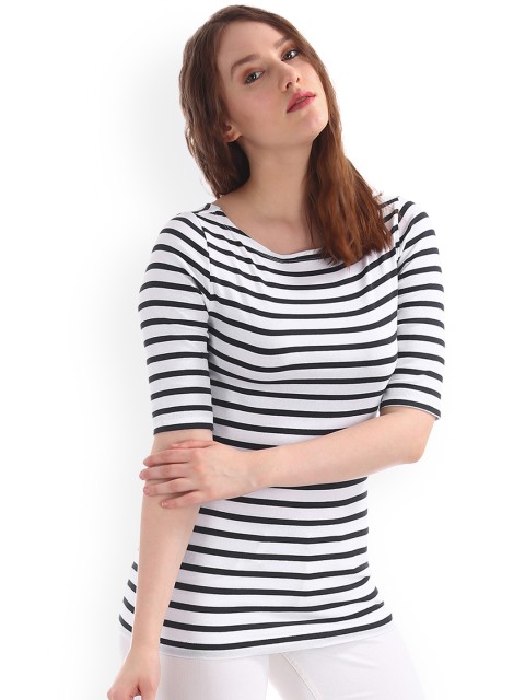

GAP Women Black Striped Round Neck T-shirt