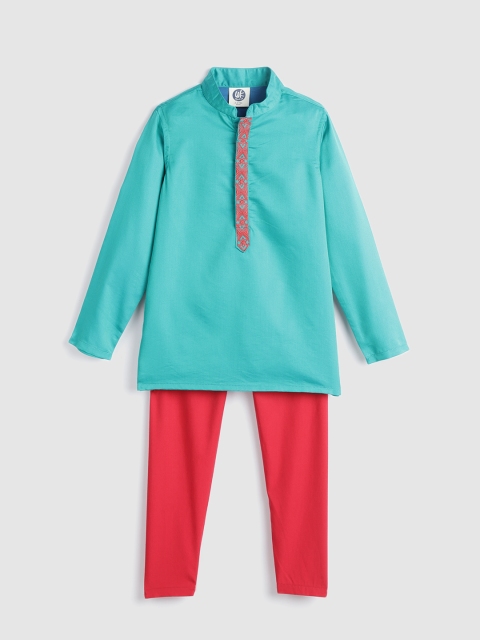 

YK Boys Green & Red Solid Kurta with Pyjamas
