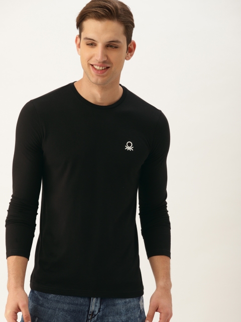 

United Colors of Benetton Men Black Solid Round Neck T-shirt