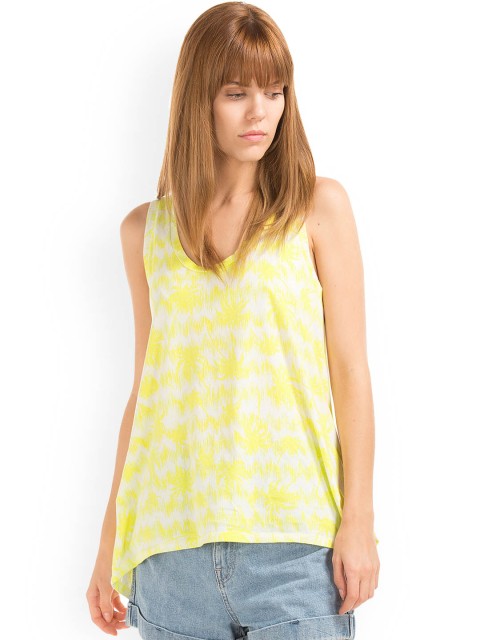 

GAP Women Yellow Printed Tank Top