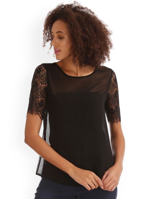 

GAP Women Black Solid Top