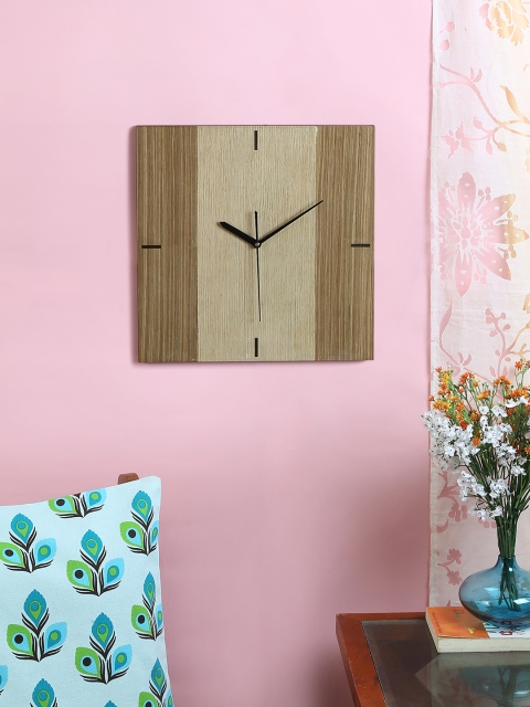 

RANGRAGE Brown Handcrafted Square Colourblocked Analogue Wall Clock