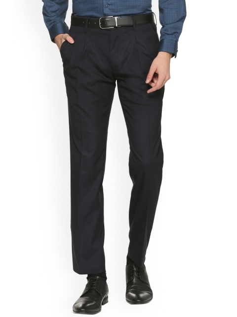 

Van Heusen Men Black Regular Fit Solid Formal Trousers