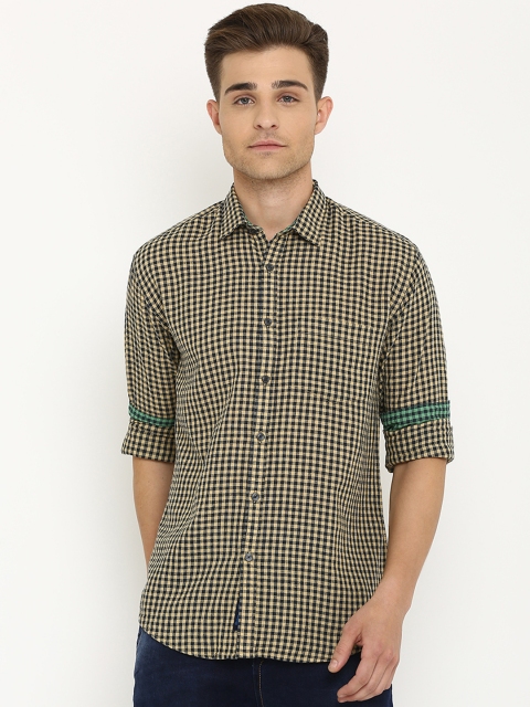 

Linen Club CAVALLO Men Yellow & Black Slim Fit Checked Casual Shirt