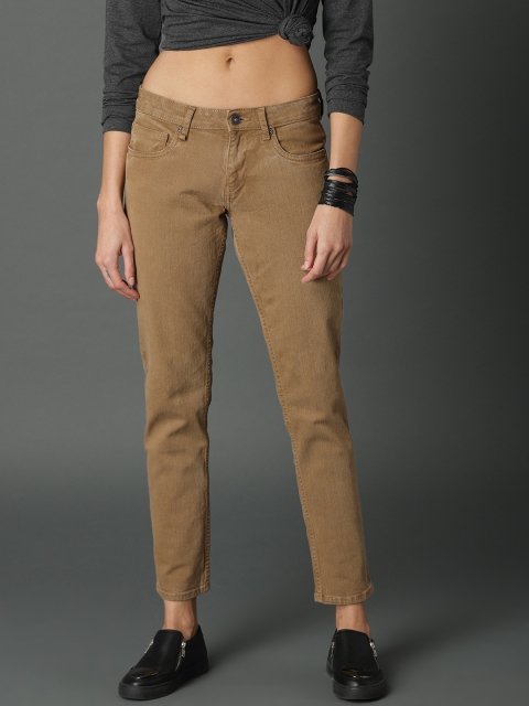 

Roadster Women Khaki Slim Fit Mid-Rise Clean Look Stretchable Jeans