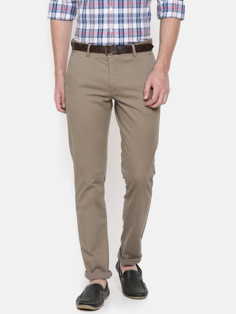 

Arrow Sport Men Brown Chrysler Slim Fit Solid Chinos