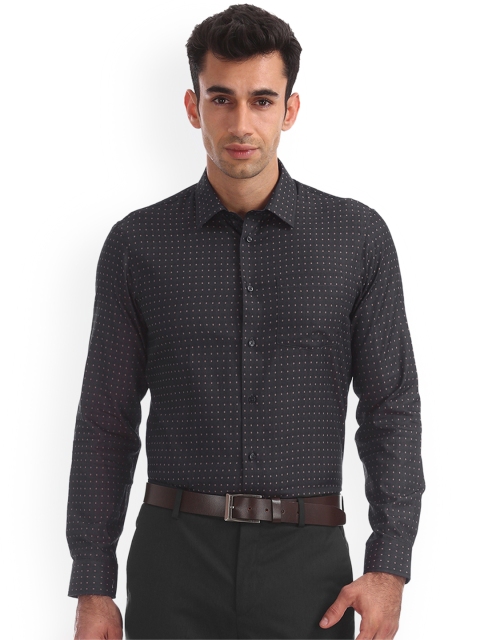 

Arrow New York Men Charcoal Grey Slim Fit Printed Casual Shirt