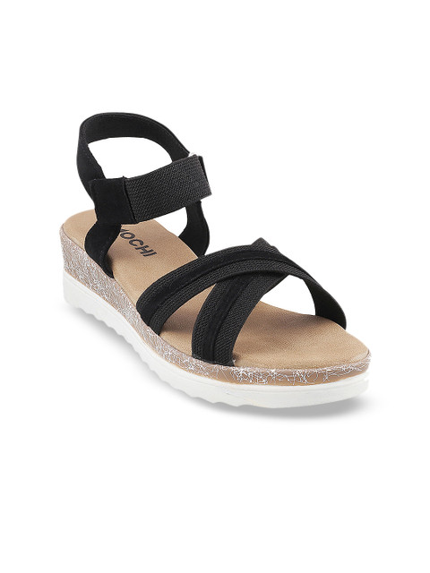 

Mochi Girls Black Solid Sandals