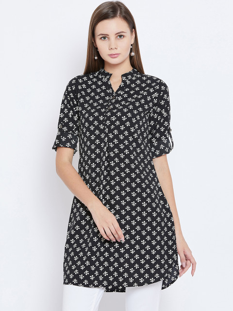 

Ruhaans Black & White Printed Tunic