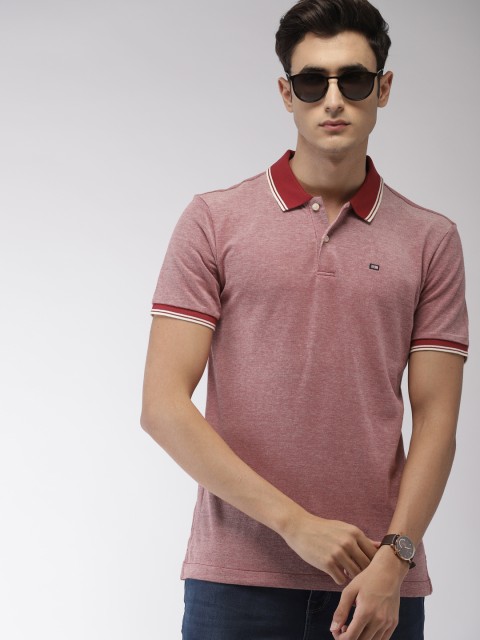 

Arrow Sport Men Red Solid Polo Collar T-shirt