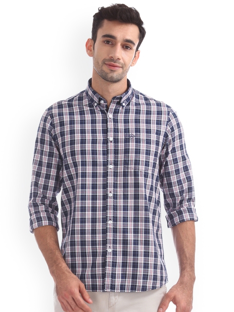 

Arrow Sport Men Navy Blue & Red Regular Fit Checked Casual Shirt
