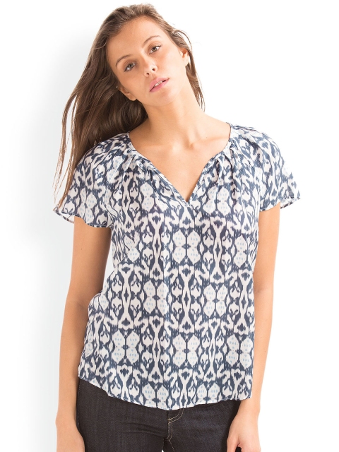 

GAP Women White Printed Silky Flounce Top, Blue