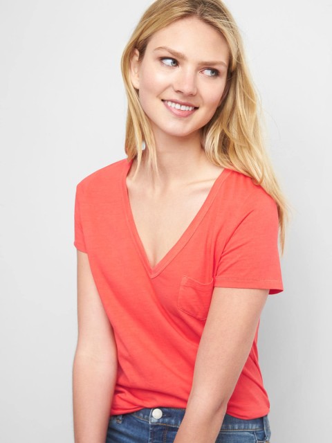 

GAP Women Vintage Wash V-Neck Pure Cotton Top, Red
