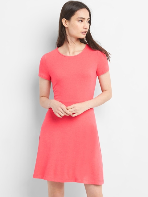

GAP Women Pink Solid Softspun Fit And Flare Dress
